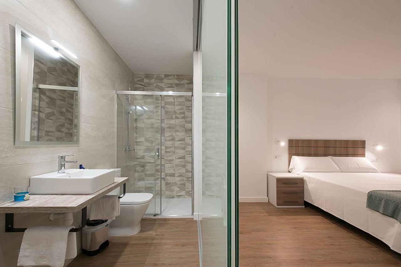 Hostal Beach Santa Pola Bagian luar foto