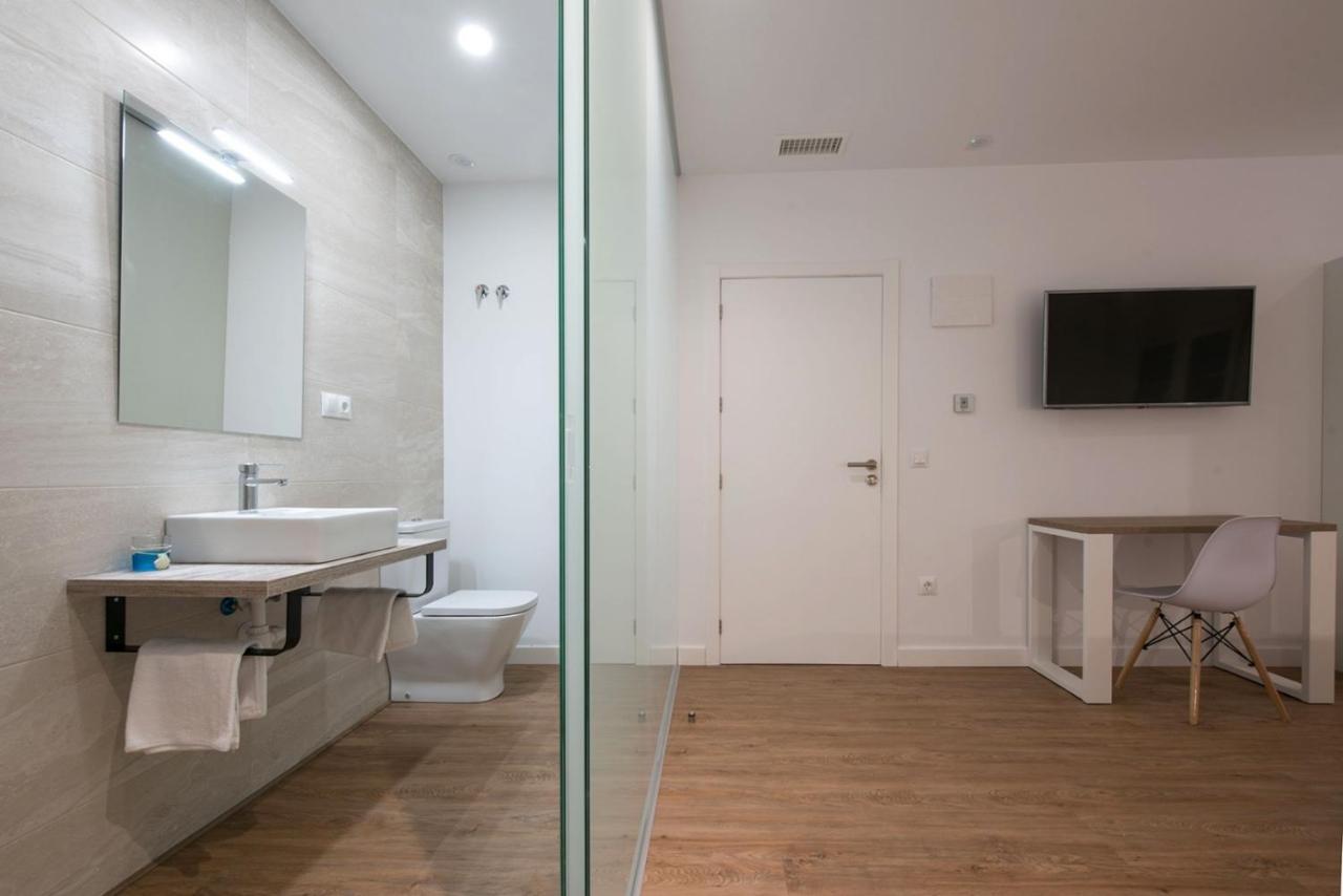 Hostal Beach Santa Pola Bagian luar foto